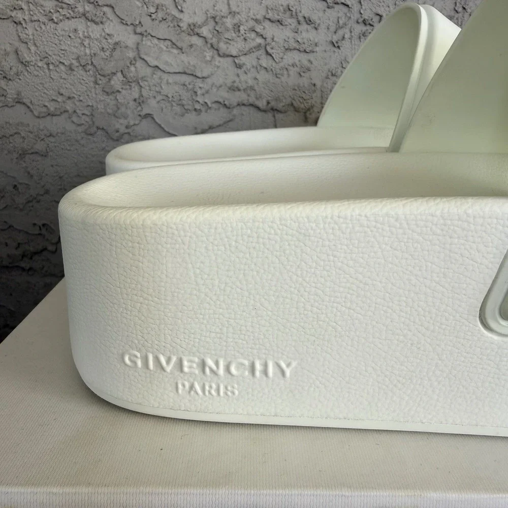 Givenchy Platform Pool Slide‎ Sandals Womens 41 White Rubber Resortwear